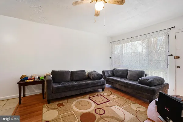 $259,900 | 7523 Greenleaf Road, Landover, MD 20785