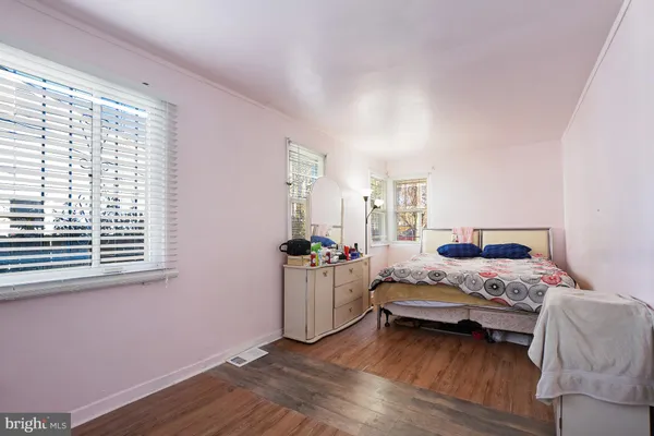 $259,900 | 7523 Greenleaf Road, Landover, MD 20785