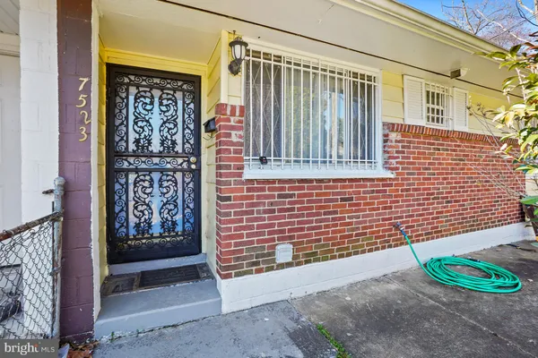 $259,900 | 7523 Greenleaf Road, Landover, MD 20785