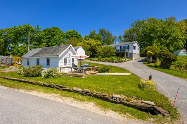 $945,000 | 87 Lowells Cove Road, Harpswell, ME 04066