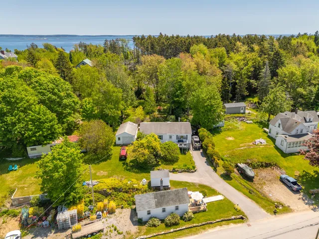 $945,000 | 87 Lowells Cove Road, Harpswell, ME 04066