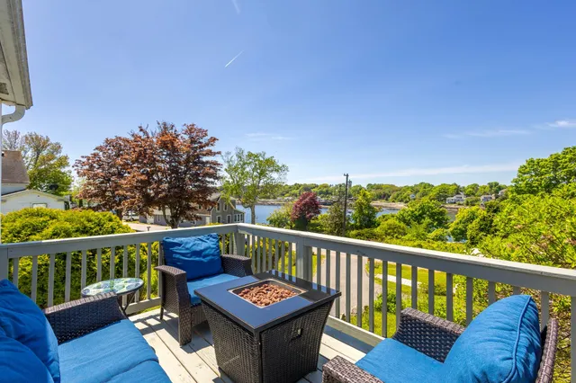 $945,000 | 87 Lowells Cove Road, Harpswell, ME 04066