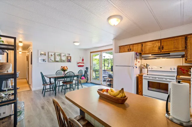 $945,000 | 87 Lowells Cove Road, Harpswell, ME 04066