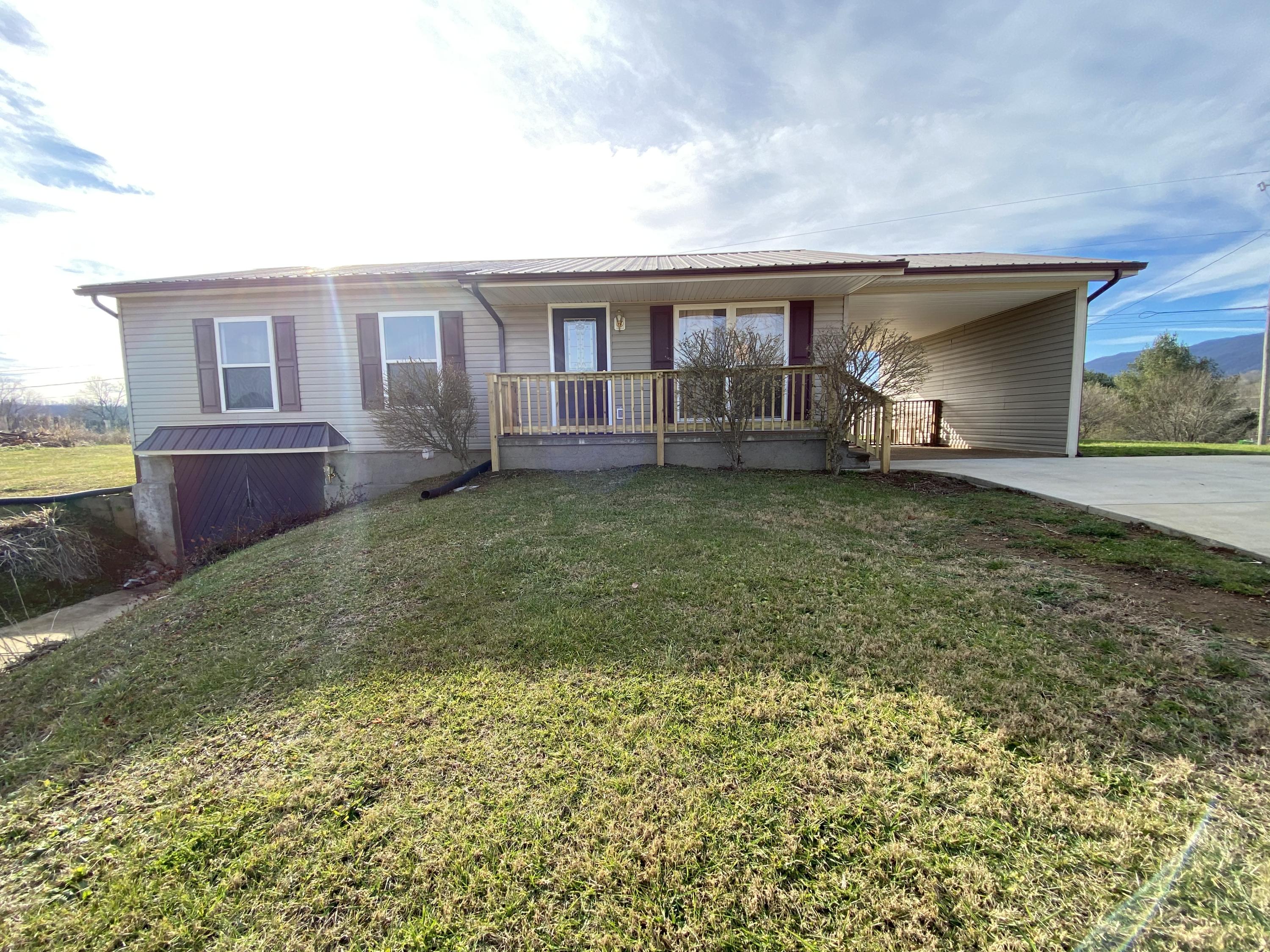226 Machine Branch Road Ewing, VA 24248 - Photo 3 of 22 DA344D2C-FA91-497A-B68E-025795367EEE