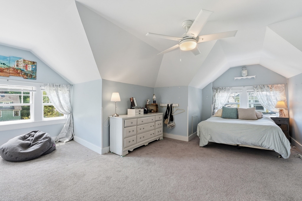 114 Maplewood Terrace Springfield, MA 01108 - Photo 34 of 42