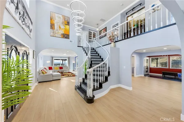 $1,680,000 | 38975 Vía De Oro, Temecula, CA 92592