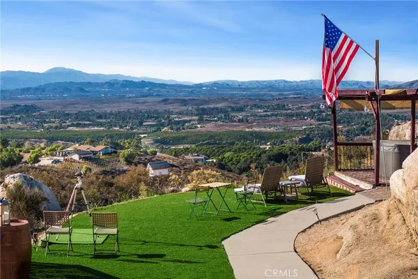 $1,680,000 | 38975 Vía De Oro, Temecula, CA 92592