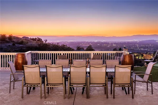 $1,680,000 | 38975 Vía De Oro, Temecula, CA 92592