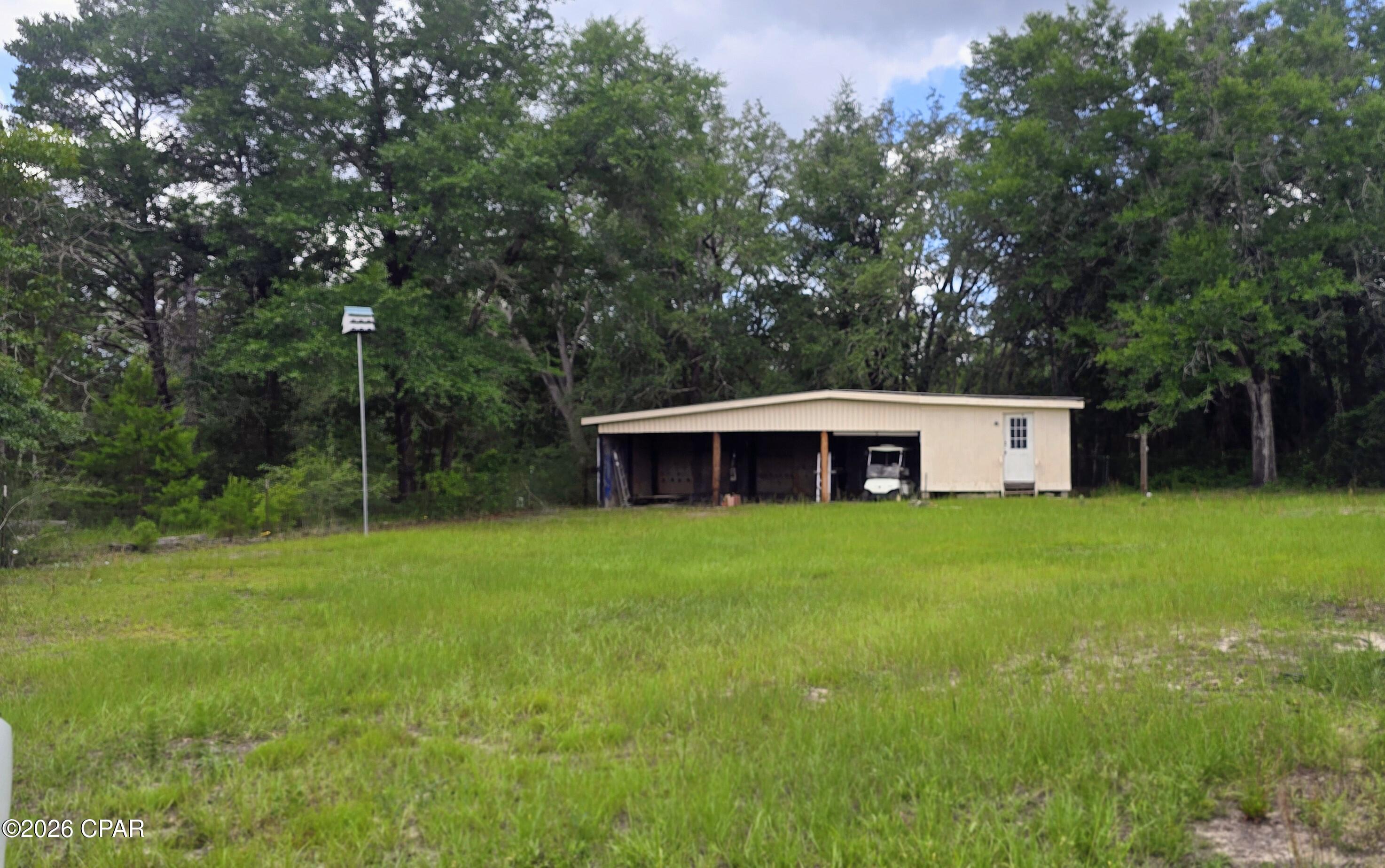 12835 Farm Road Southport, FL 32409 - Photo 12 of 13