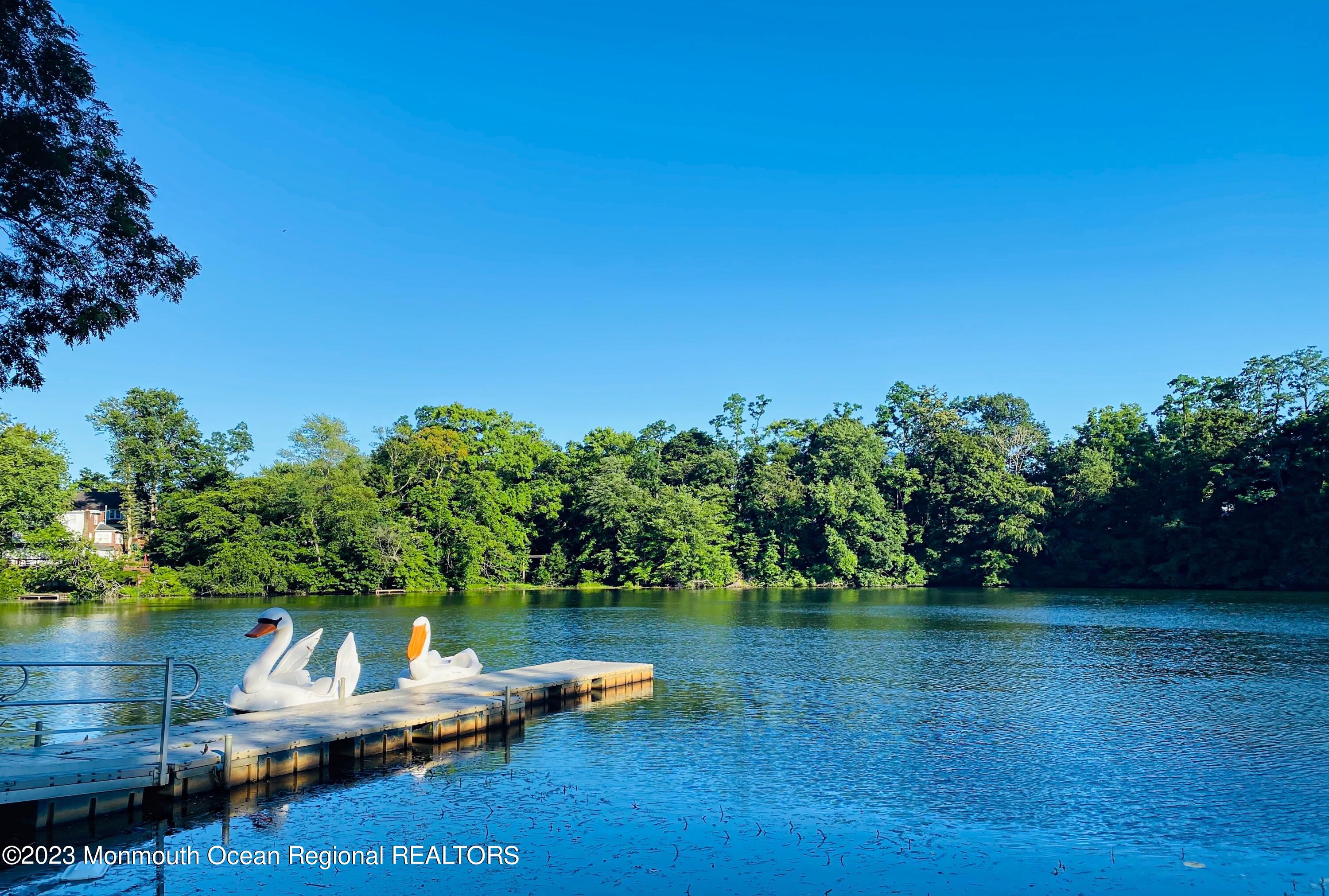 14 Daniel Drive Matawan, NJ 07747 - Photo 44 of 48 Lake Lefferts