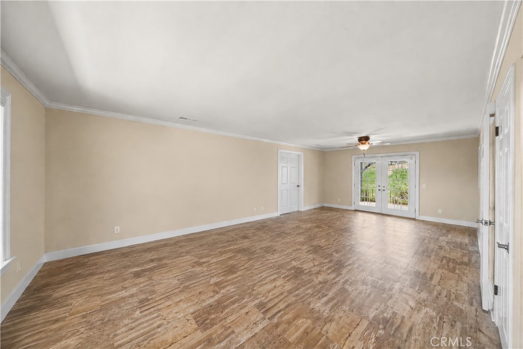 3162 Reche Road Fallbrook, CA 92028 - Photo 6 of 37 Living Room