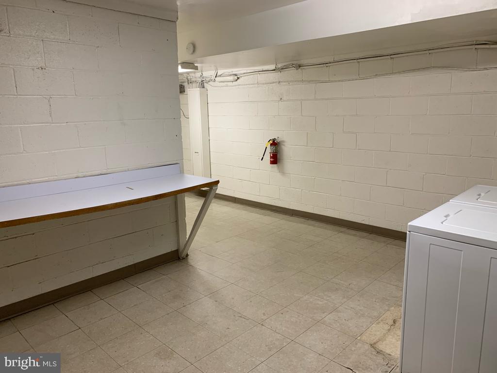 2911 Charing Cross Road, Unit 10 Falls Church, VA 22042 - Photo 24 of 25 a view of small space