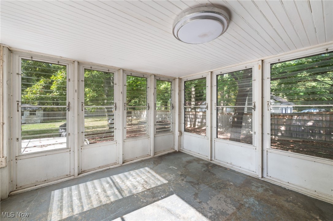 6436 Olde York Road Cleveland, OH 44130 - Photo 16 of 32 Gallery Image 16