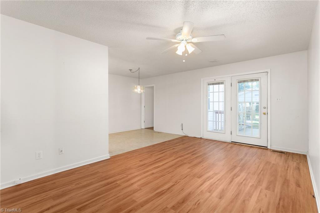 810 Arthur Avenue High Point, NC 27263 - Photo 8 of 36