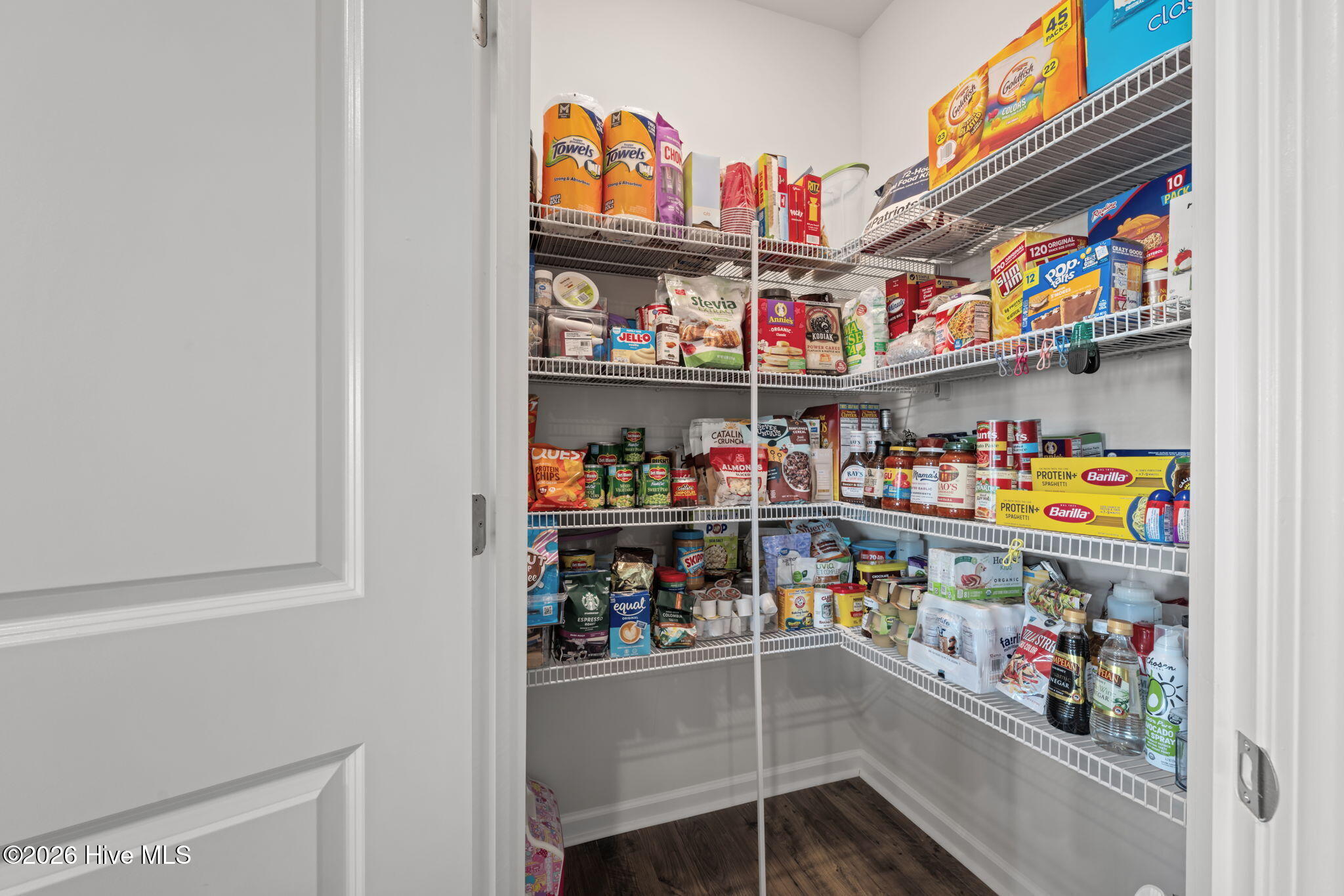 1027 Minnette Circle New Bern, NC 28562 - Photo 13 of 45 Pantry