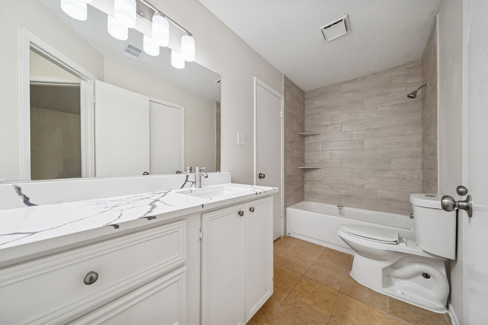 11618 Birch Run Lane Houston, TX 77067 - Photo 18 of 24