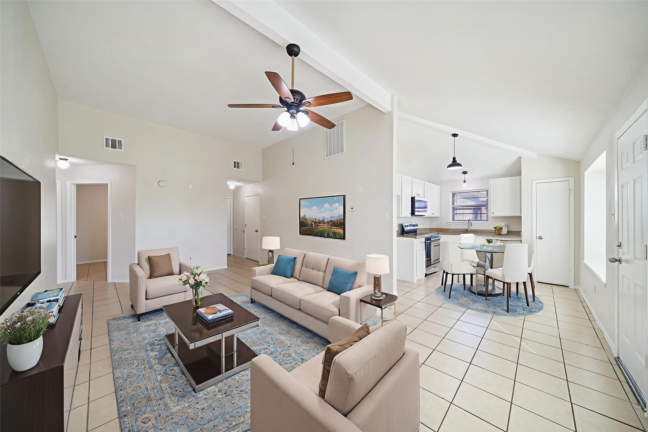 11618 Birch Run Lane Houston, TX 77067 - Photo 2 of 24 Virtually staged