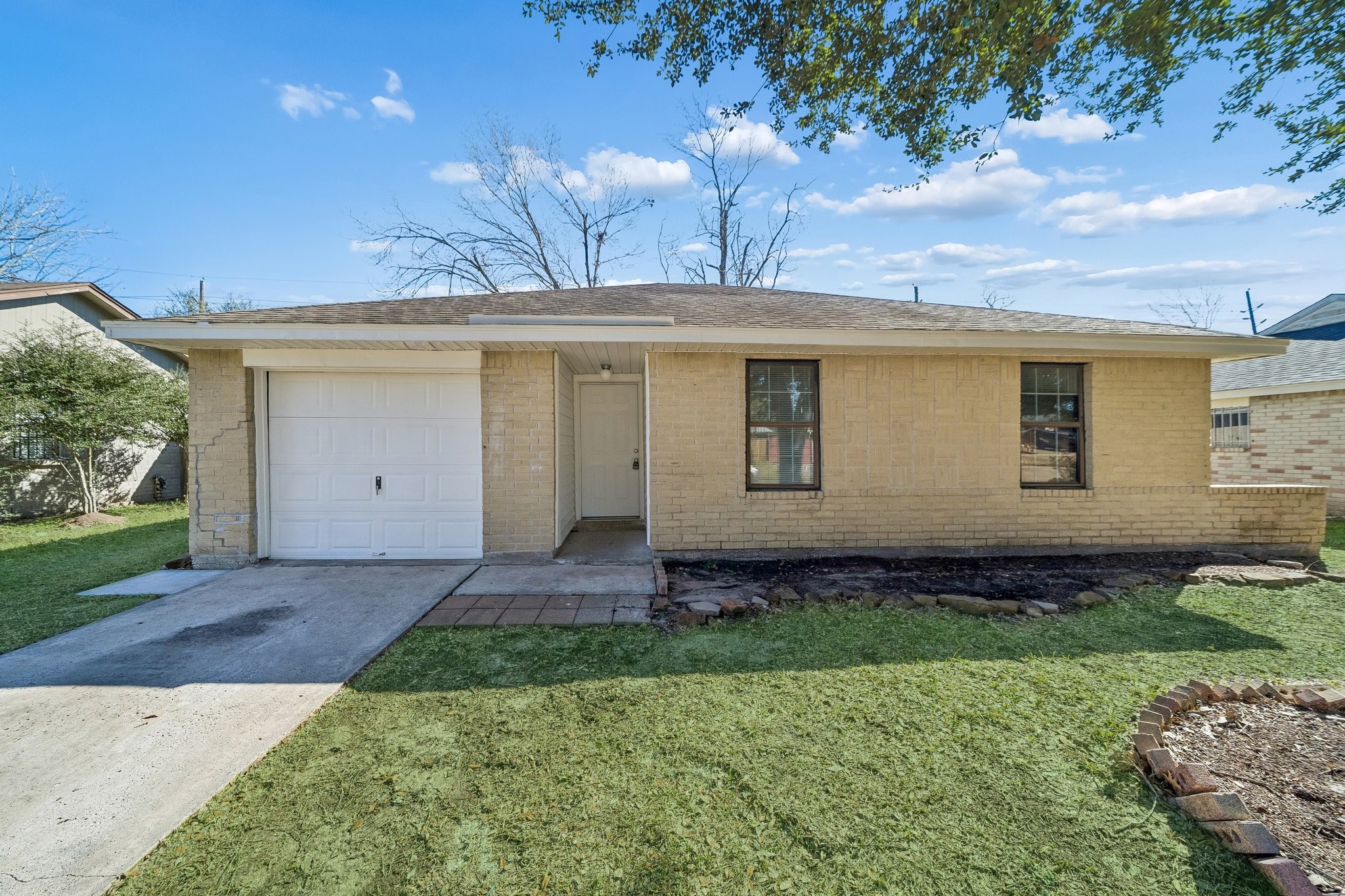 11618 Birch Run Lane Houston, TX 77067 - Photo 4 of 24