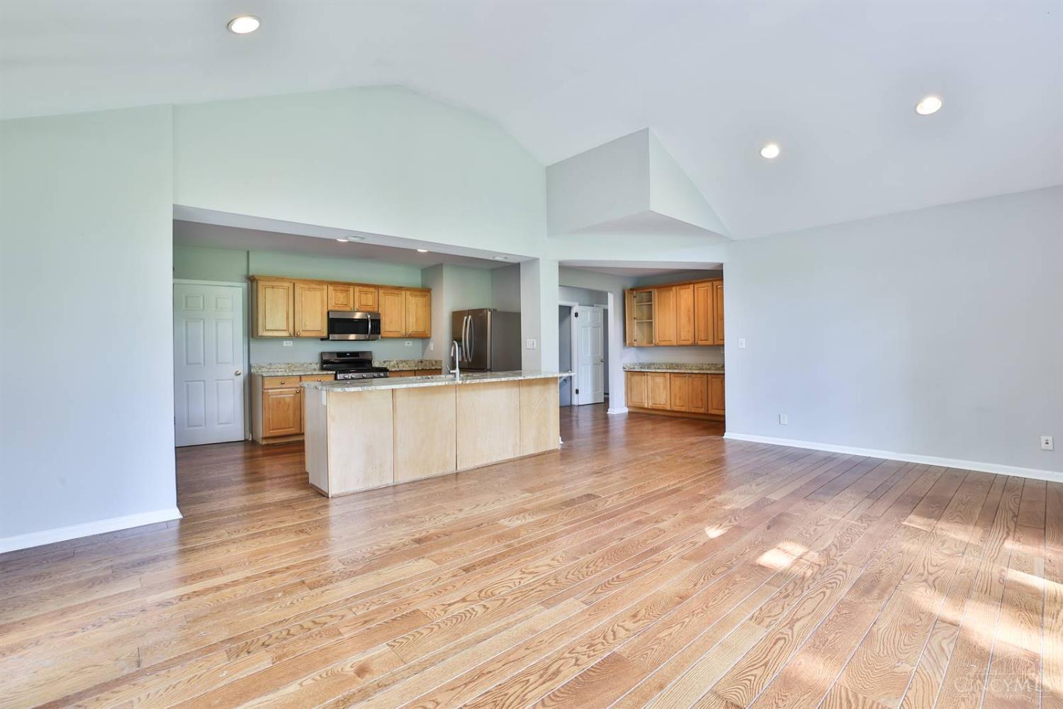 6100 Miami Road Cincinnati, OH 45243 - Photo 10 of 54