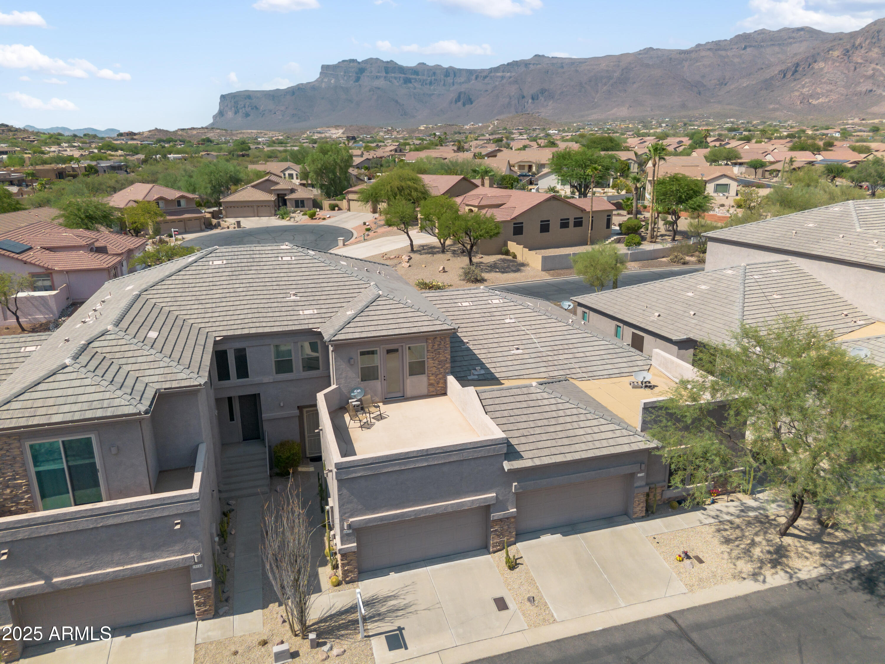 10172 East Dinosaur Ridge Road Gold Canyon, AZ 85118 - Photo 2 of 38 a view of a city from a terrace