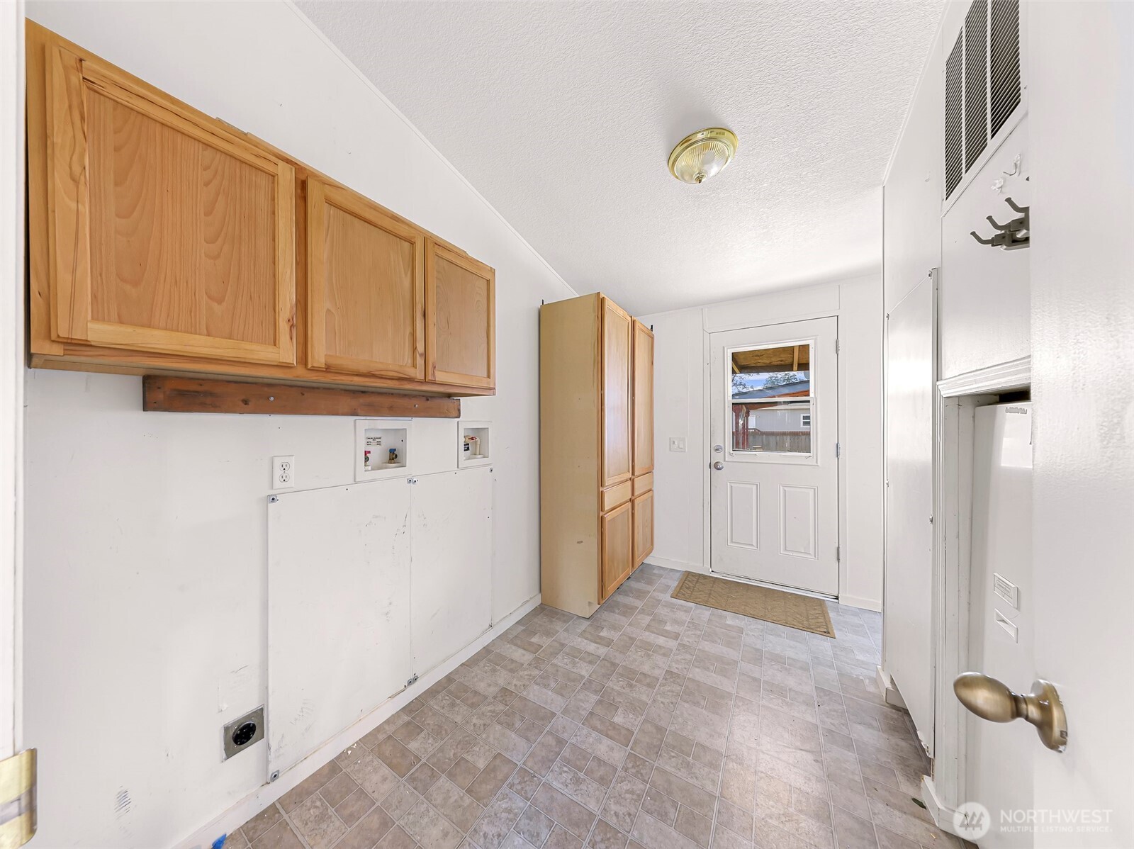 700 North Reed Street, Unit 101 Sedro-Woolley, WA 98284 - Photo 36 of 40 Gallery Image 36