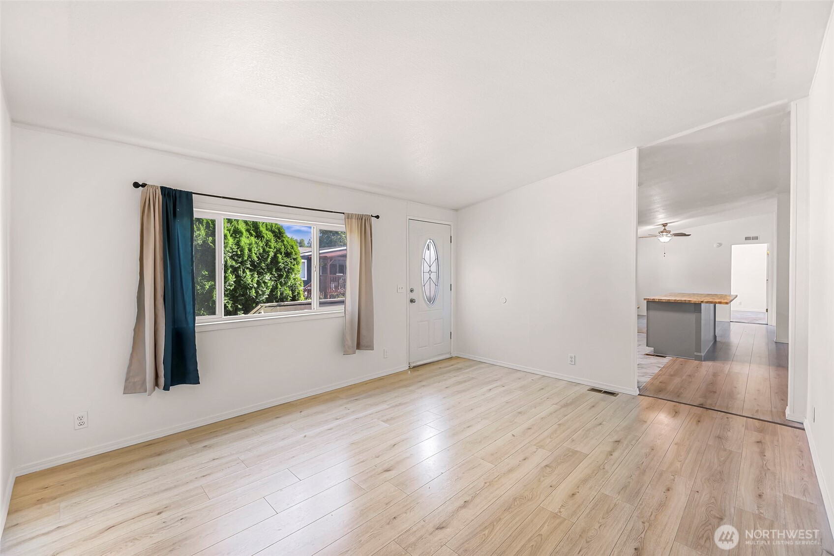 700 North Reed Street, Unit 101 Sedro-Woolley, WA 98284 - Photo 6 of 40 Gallery Image 6