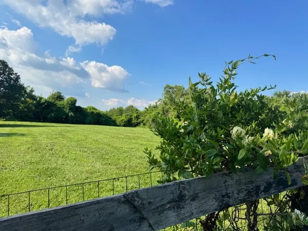 $374,900 | 251 7 Mile Ferry Road, Cunningham, TN 37052