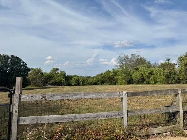 $374,900 | 251 7 Mile Ferry Road, Cunningham, TN 37052