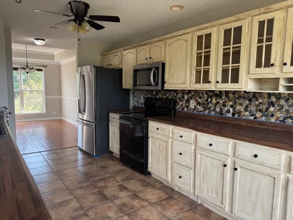 $374,900 | 251 7 Mile Ferry Road, Cunningham, TN 37052