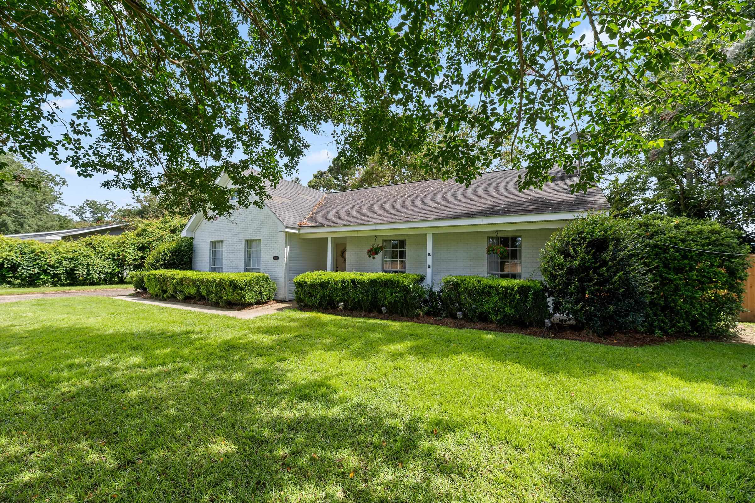 9830 Twin Beech Road Fairhope, AL 36532 - Photo 2 of 35