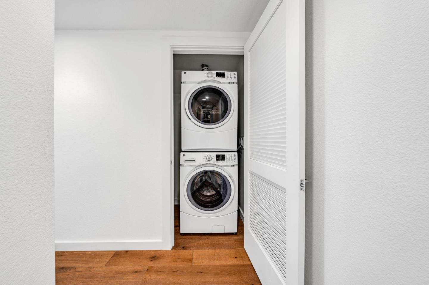 400 El Camino Real, Unit 117 Belmont, CA 94002 - Photo 17 of 54 a utility room with dryer and washer