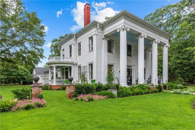 $2,375,000 | 766 East Avenue, Madison, GA 30650