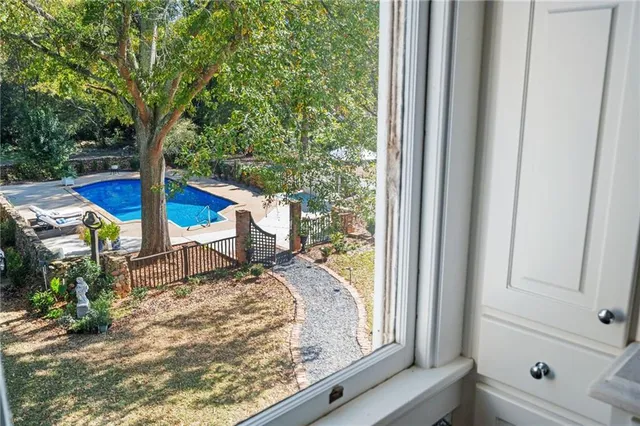 $2,375,000 | 766 East Avenue, Madison, GA 30650