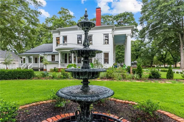 $2,375,000 | 766 East Avenue, Madison, GA 30650