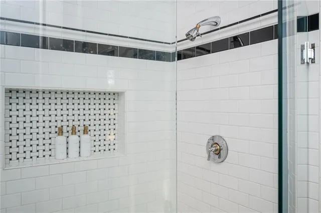 $2,375,000 | 766 East Avenue, Madison, GA 30650