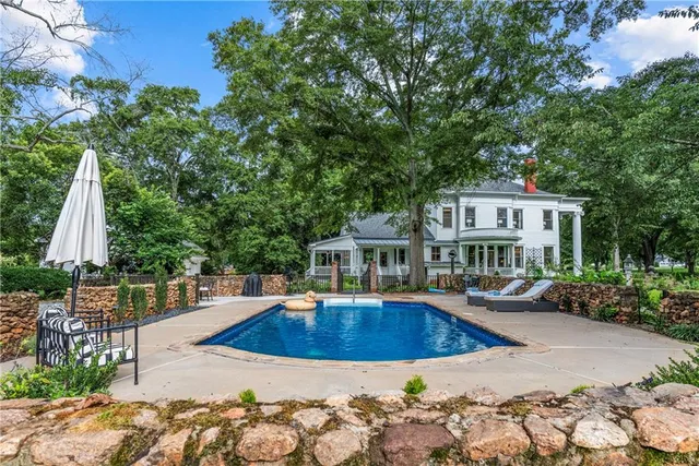 $2,375,000 | 766 East Avenue, Madison, GA 30650