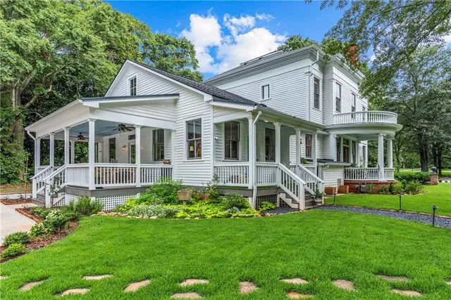 $2,375,000 | 766 East Avenue, Madison, GA 30650