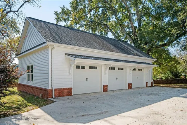 $2,375,000 | 766 East Avenue, Madison, GA 30650