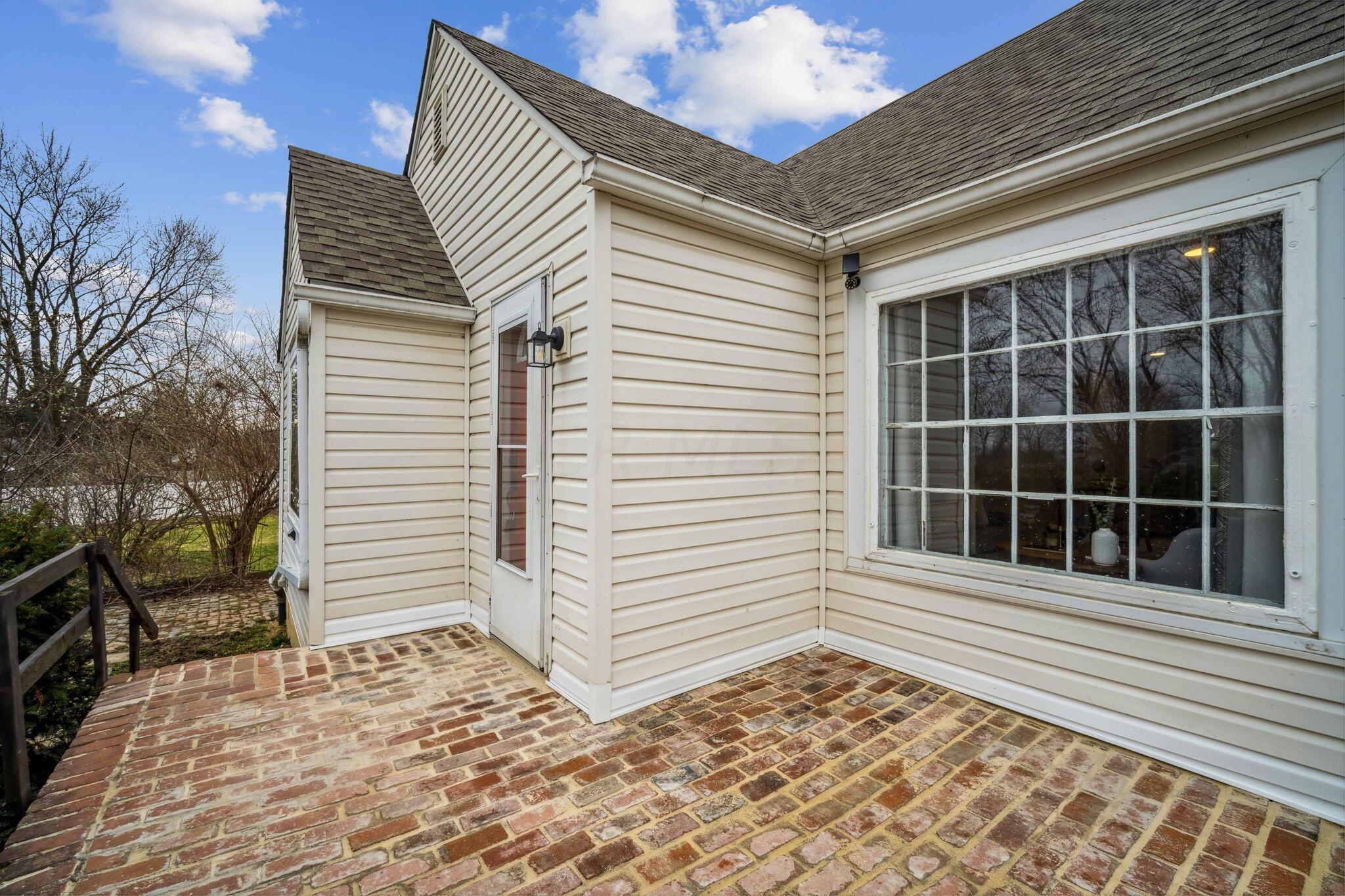 2887 Alwine Road Columbus, OH 43224 - Photo 3 of 42 10-web-or-mls-2887-alwine-rd