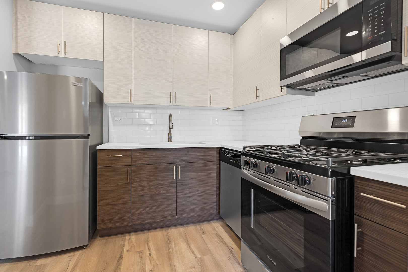 840 College Boulevard Addison, IL 60101 - Photo 5 of 8
