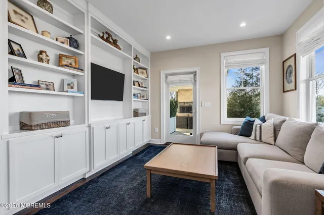 $2,199,999 | 12 Balmer Court, Oceanport, NJ 07757