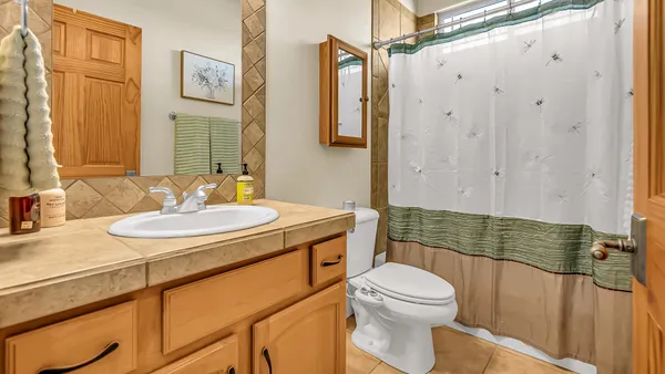 $929,900 | 1315 L L 7/10 Road, Loma, CO 81524