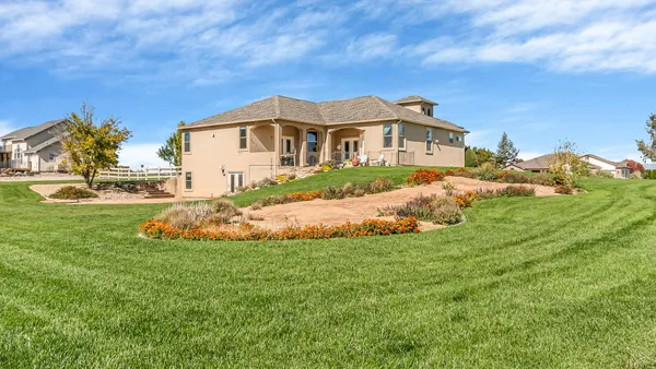 $929,900 | 1315 L L 7/10 Road, Loma, CO 81524
