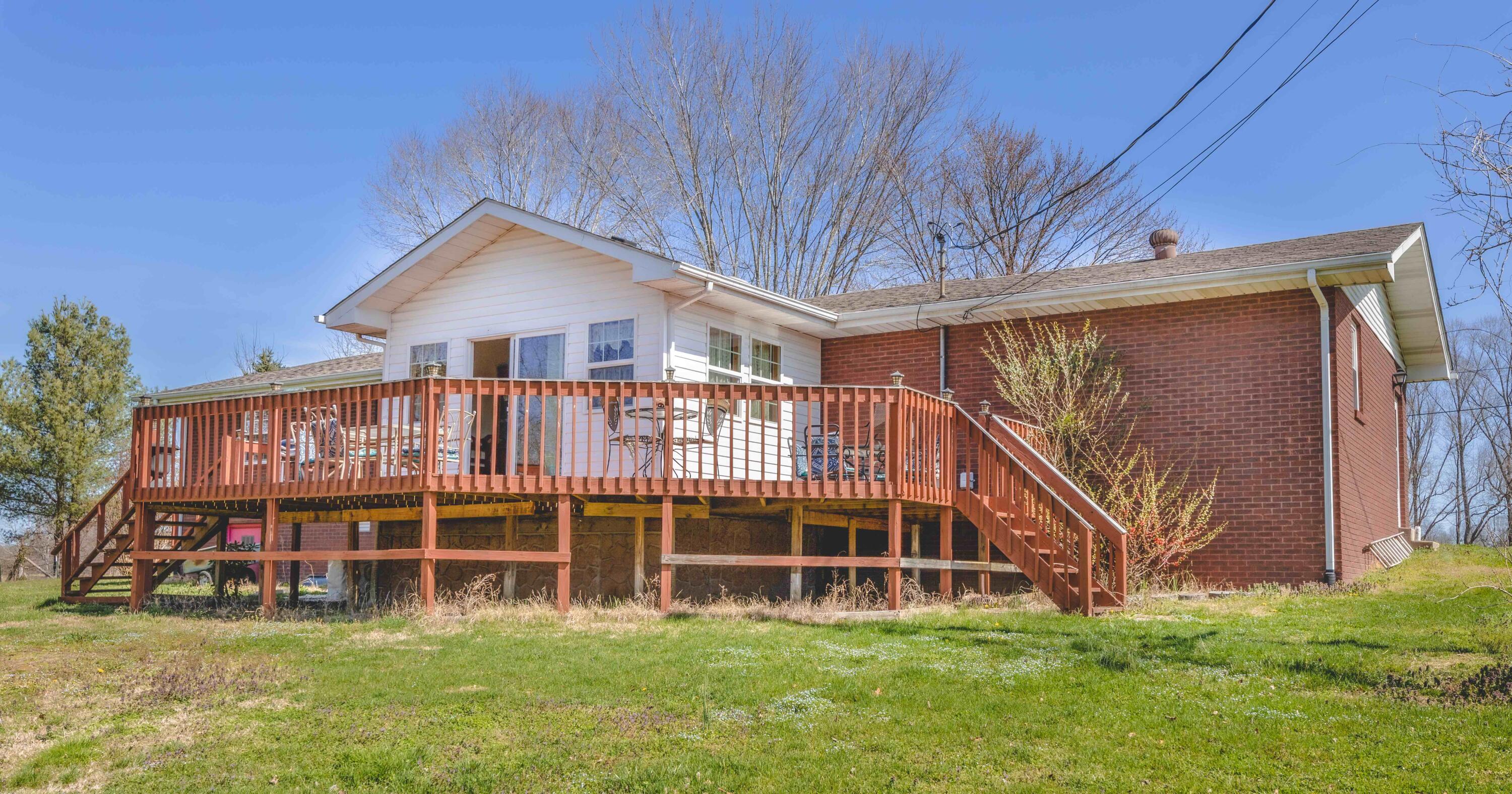 175 Wt Parker Road Corbin, KY 40701 - Photo 6 of 48 038