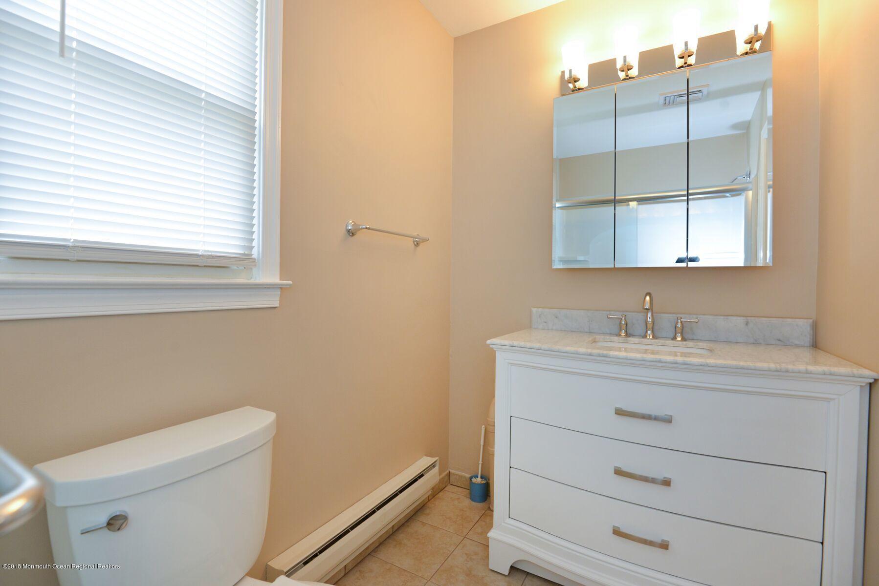 50 Watkins Road Brick, NJ 08724 - Photo 16 of 34 50bath2