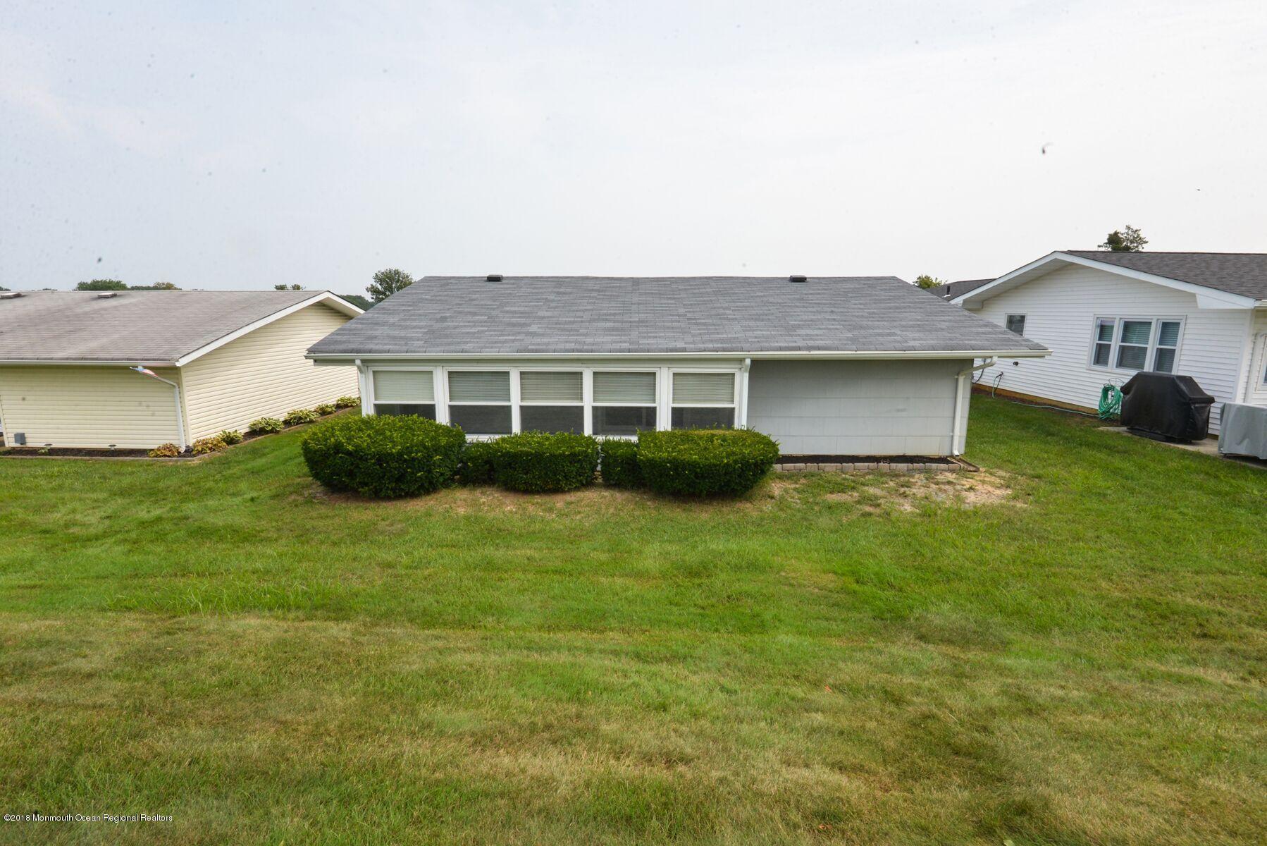 50 Watkins Road Brick, NJ 08724 - Photo 4 of 34 50rear3