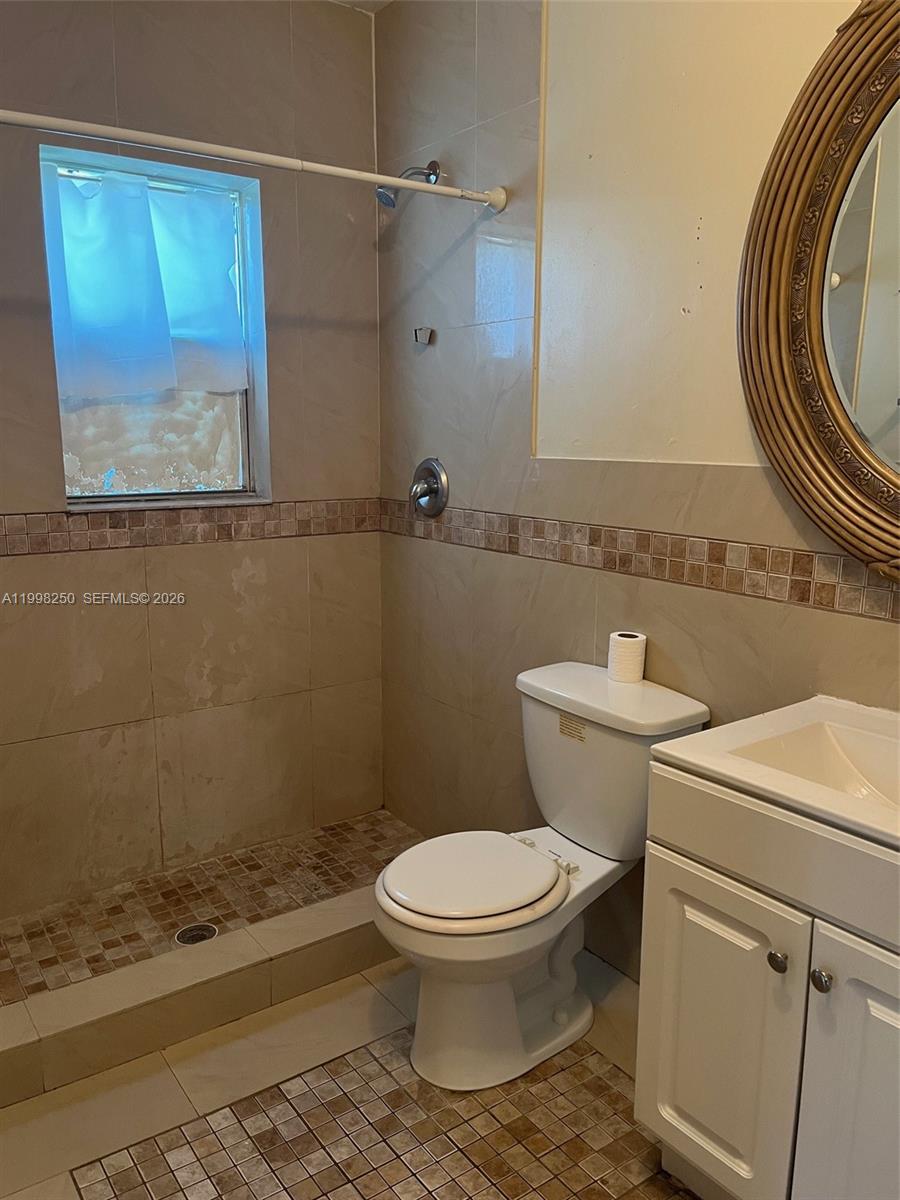 538 West 1st Street Riviera Beach, FL 33404 - Photo 11 of 14