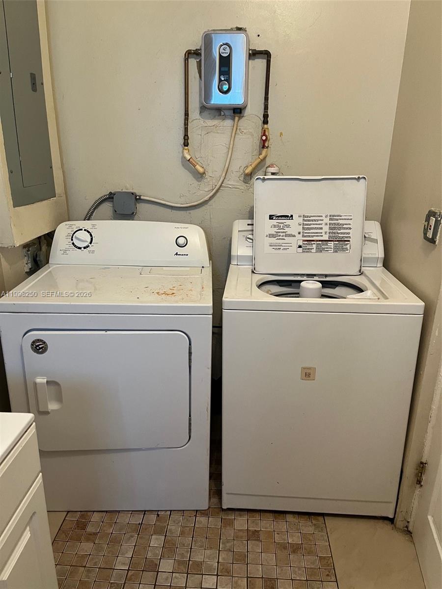 538 West 1st Street Riviera Beach, FL 33404 - Photo 14 of 14