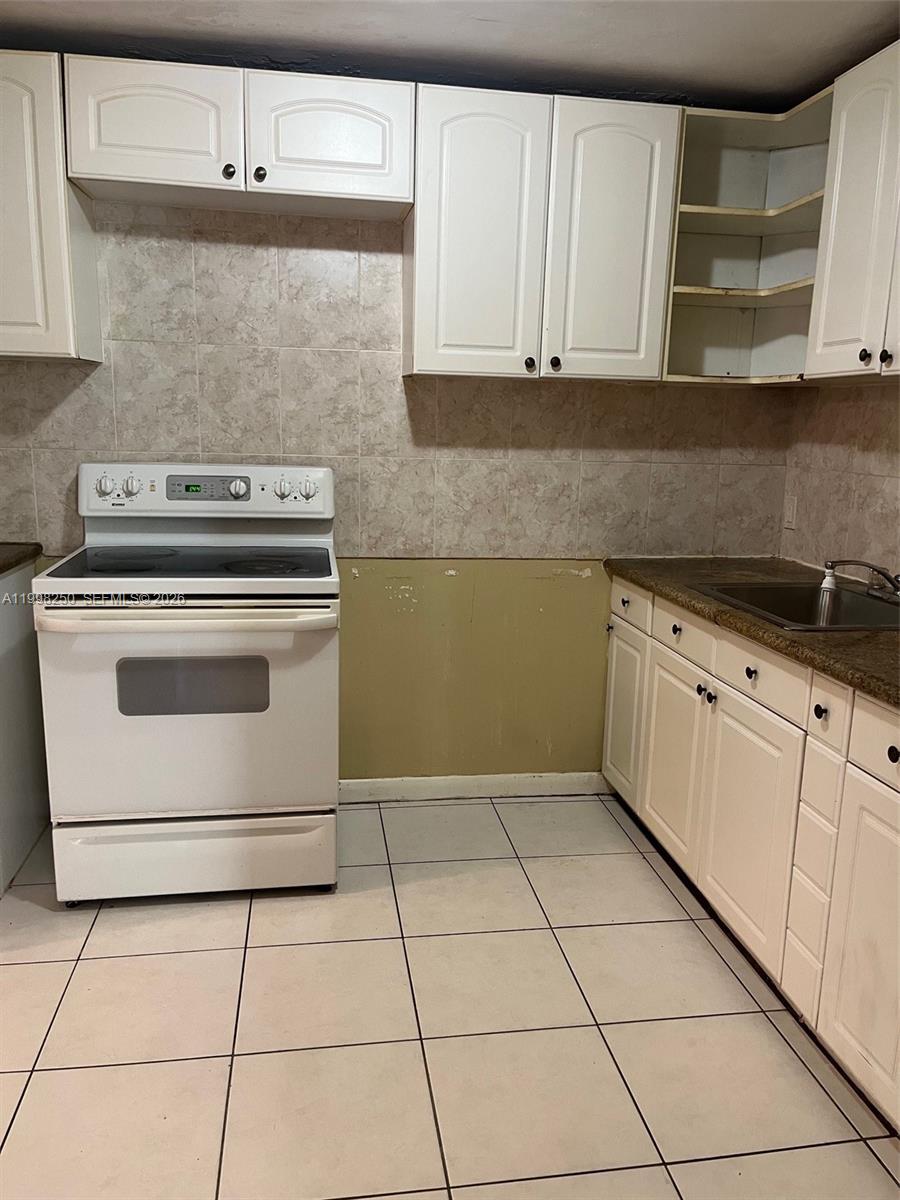 538 West 1st Street Riviera Beach, FL 33404 - Photo 8 of 14