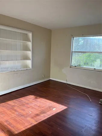 $2,700 | 538 West 1st Street, Riviera Beach, FL 33404